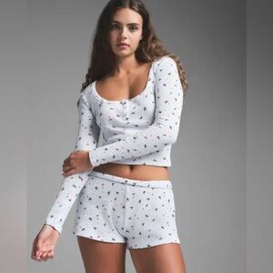 SKIMS White Pajama Set with Multicolor Print